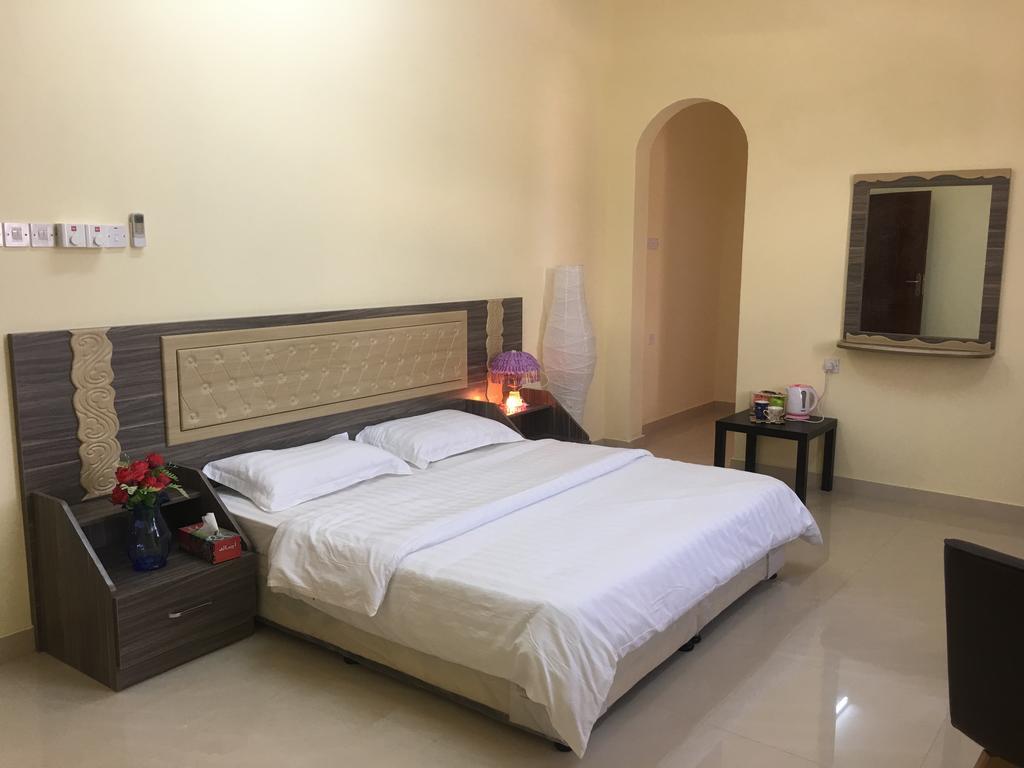 Stone Guest House Al 'Aqar Экстерьер фото