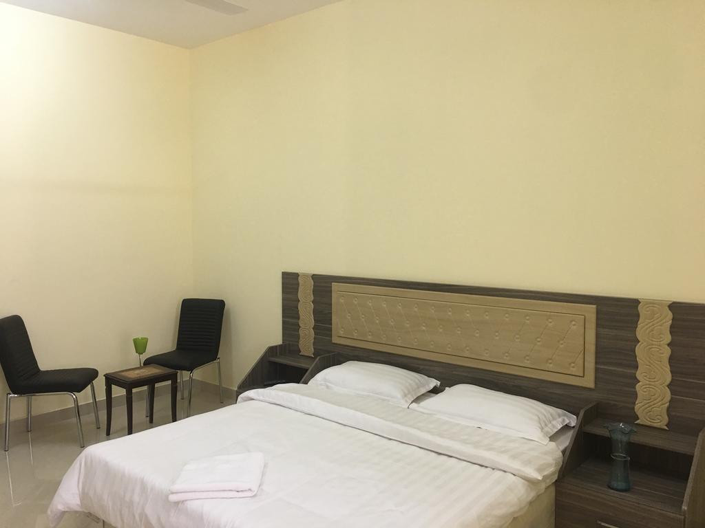 Stone Guest House Al 'Aqar Экстерьер фото
